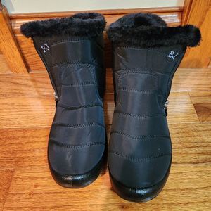 BJ Womens Slip On Zipper Quilted Boots US Size 8.5 Black